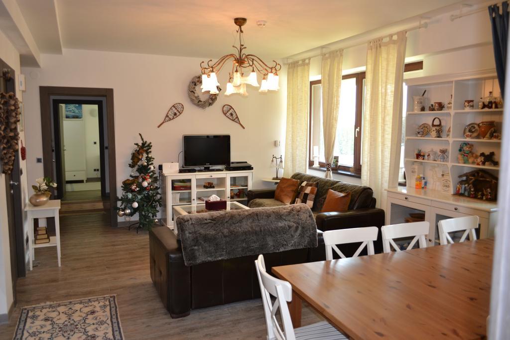 Charming 3-Bedroom Apartment Poiana Brasov Luaran gambar