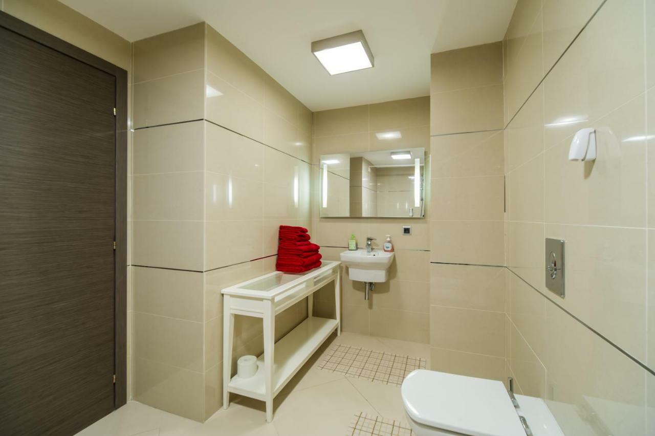 Charming 3-Bedroom Apartment Poiana Brasov Luaran gambar