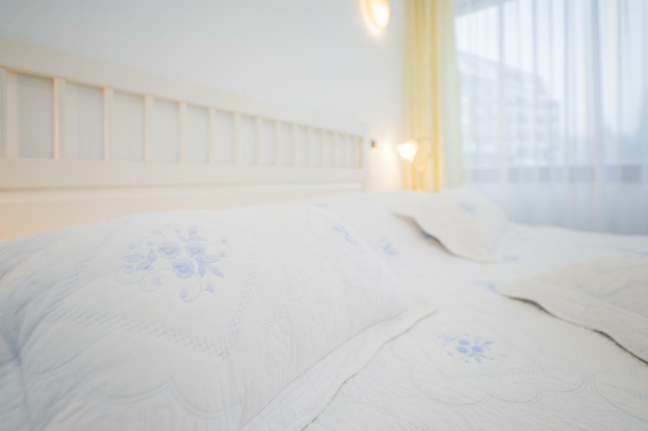 Charming 3-Bedroom Apartment Poiana Brasov Luaran gambar