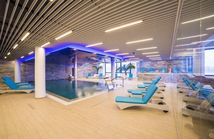 Charming 3-Bedroom Apartment Poiana Brasov Luaran gambar